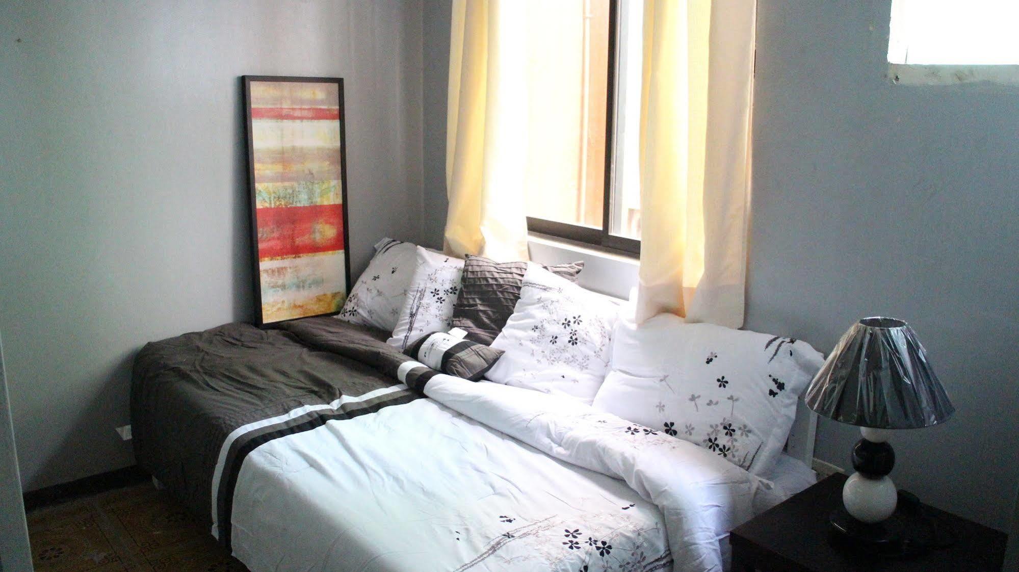 סן פדרו מקאטי The Fort Budget Hotel- Bonifacio Global City מראה חיצוני תמונה